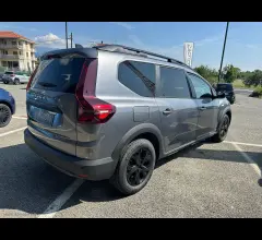 Auto - Dacia jogger 1.6 hybrid 140 5 posti extreme