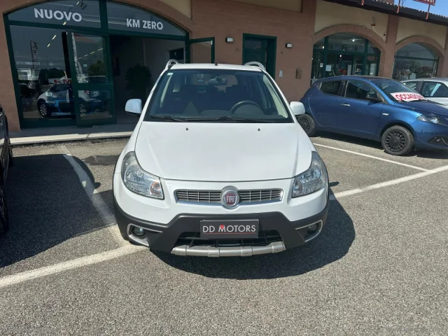 Auto - Fiat sedici 1.6 4x4 dynamic