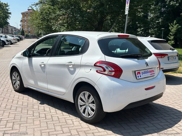 Auto - Peugeot 208 1.4 vti 95 cv 5p. gpl active