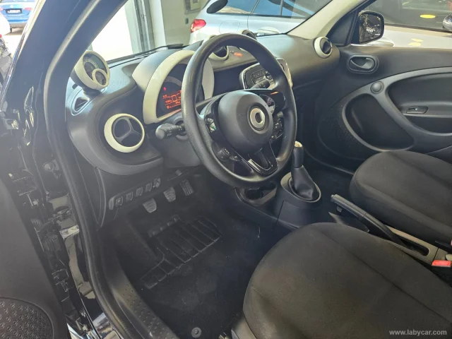 Auto - Smart forfour 70 1.0 youngster