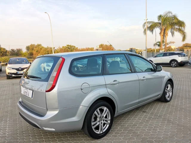 Auto - Ford focus 1.6 tdci 110 cv sw tit. dpf