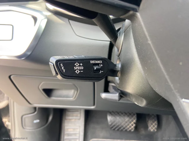 Auto - Audi a6 avant 40 2.0 tdi s tronic s-line