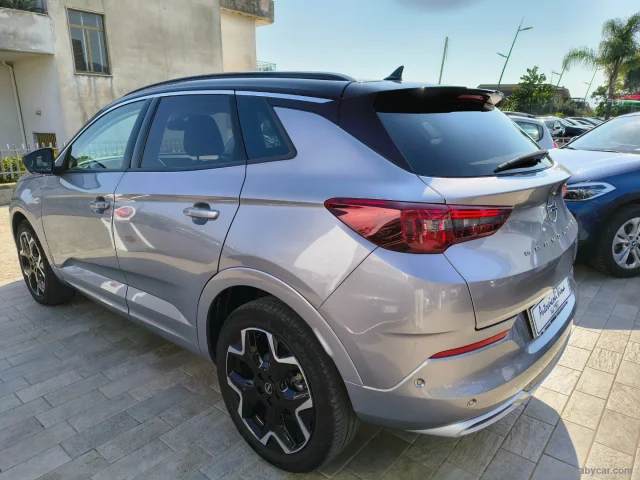 Auto - Opel grandland 1.5 d ecotec aut. ultimate