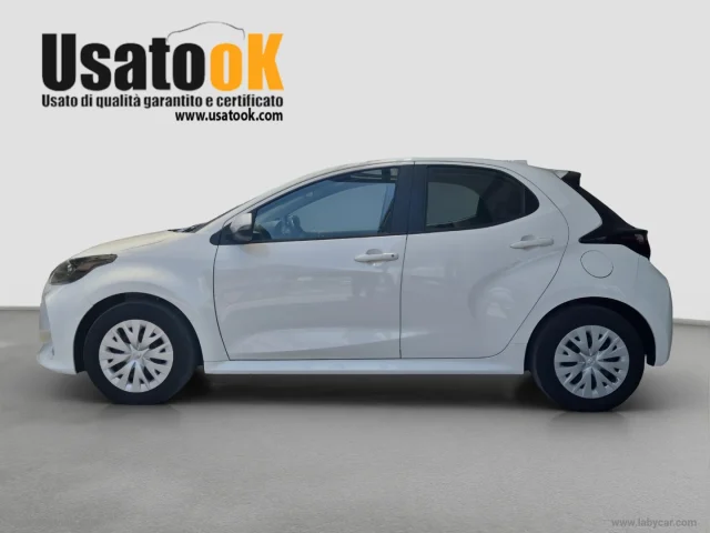 Auto - Toyota yaris 1.0 5p. business
