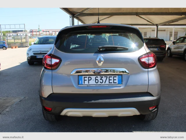 Auto - Renault captur dci 8v 110 cv s&s energy intens cross