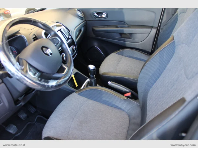Auto - Renault captur dci 8v 110 cv s&s energy intens cross