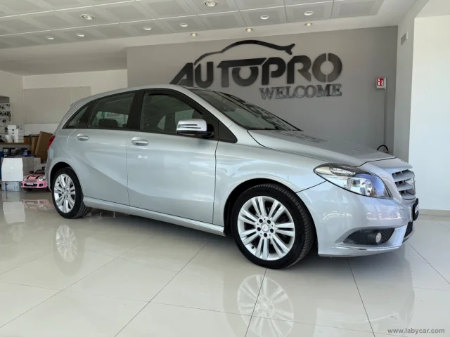 Auto - Mercedes-benz b 180 cdi blueefficiency executive