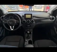 Auto - Mercedes-benz b 180 cdi blueefficiency executive