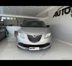Auto - Lancia ypsilon 0.9 t.air 85cv 5p. met.ec. gold