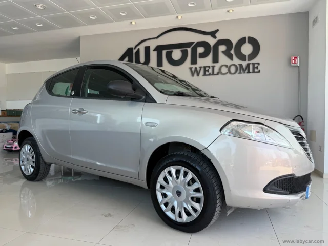 Auto - Lancia ypsilon 0.9 t.air 85cv 5p. met.ec. gold