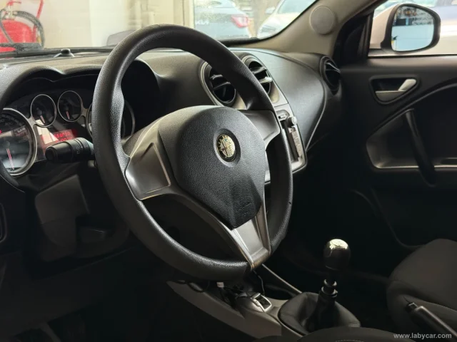 Auto - Alfa romeo mito 1.3 jtdm-2 95 cv s&s distinctive