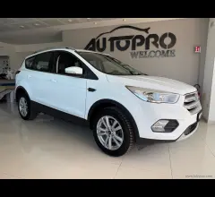 Auto - Ford kuga 1.5 tdci 120 cv s&s 2wd titanium