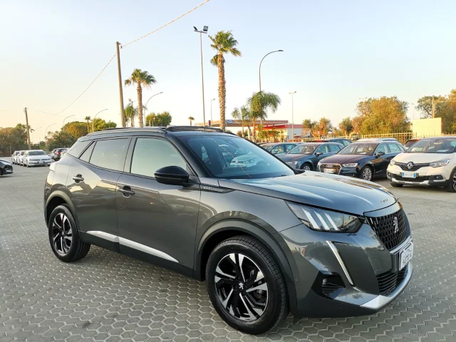 Auto - Peugeot 2008 bluehdi 110 s&s gt