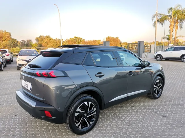 Auto - Peugeot 2008 bluehdi 110 s&s gt