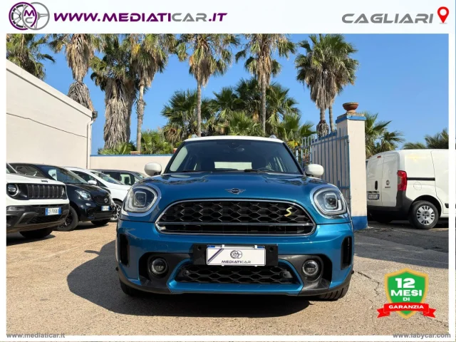 Auto - Mini mini cooper se bus. countrym.all4 aut