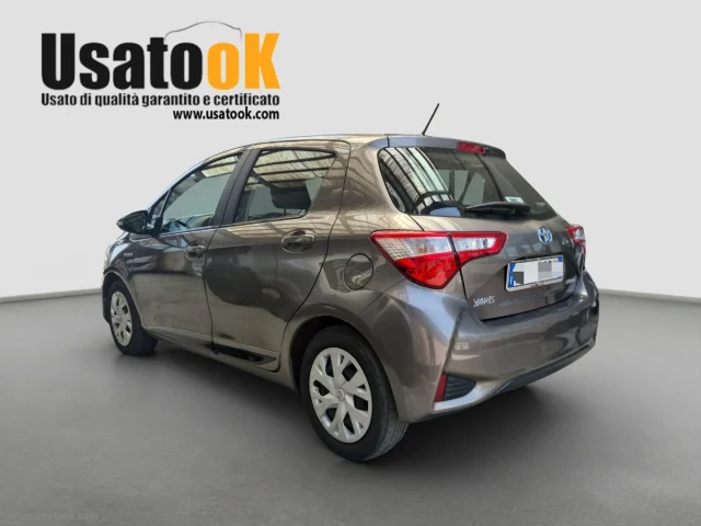 Auto - Toyota yaris 1.5 hybrid 5p. aut.
