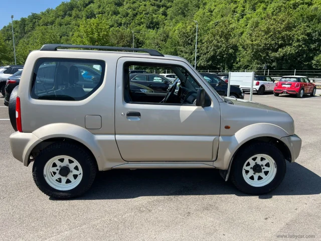 Auto - Suzuki jimny 1.3 4wd jlx special