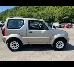 Auto - Suzuki jimny 1.3 4wd jlx special