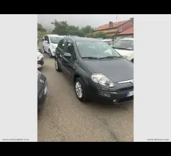 Auto - Fiat punto 1.4 8v 5p. natural power lounge