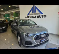 Audi q3 35 tdi s tronic business advanced