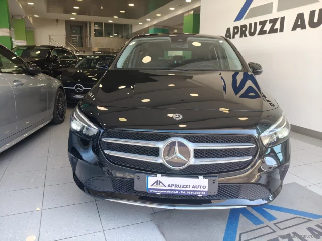 Auto - Mercedes-benz b 180 d automatic sport