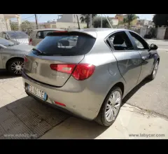 Auto - Alfa romeo giulietta 1.6 jtdm-2 120 cv distinctive