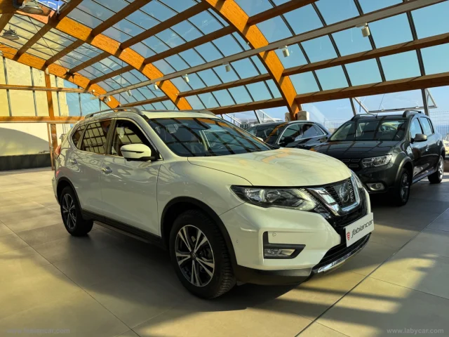 Auto - Nissan x-trail 2.0 dci 2wd x-tronic tekna