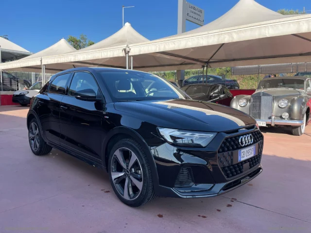 Auto - Audi a1 citycarver 30 tfsi s tronic