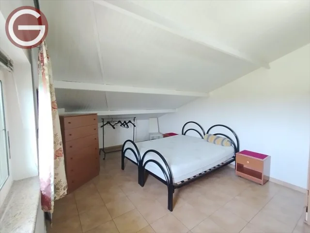 Appartamenti in Vendita - Mansarda in affitto a taurianova zona semicentrale