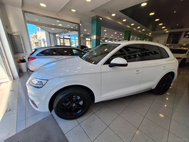 Auto - Audi q5 2.0 tdi quattro s tronic business