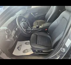 Auto - Mercedes-benz a 180 d automatic 4p. sedan sport