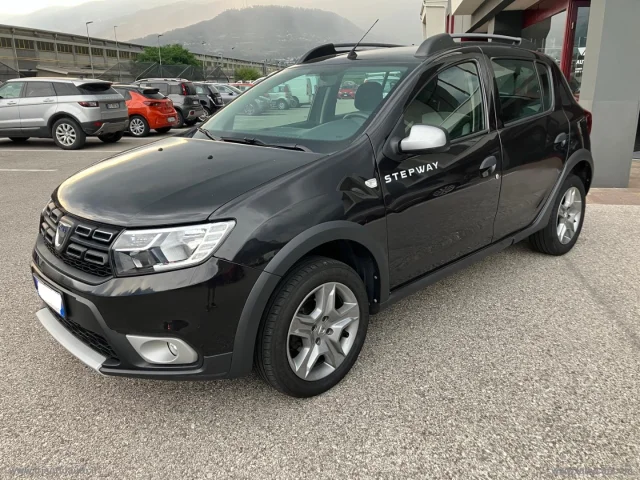 Auto - Dacia sandero stepway 1.5 blue dci 95cv comf.