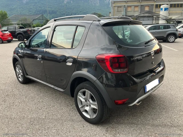 Auto - Dacia sandero stepway 1.5 blue dci 95cv comf.