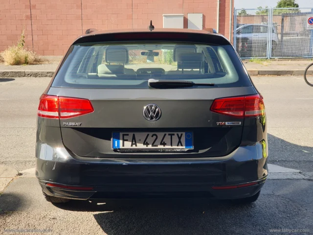 Auto - Volkswagen passat var. 1.6 tdi dsg