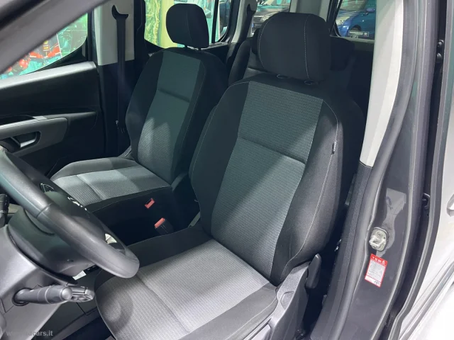 Auto - Toyota proace city verso 1.5d 130cv long exec.