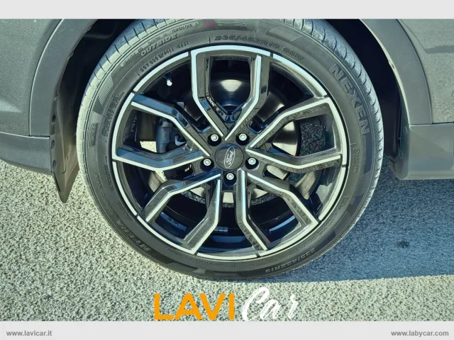 Auto - Ford kuga 1.5 ecoboost 120 2wd titanium bus.