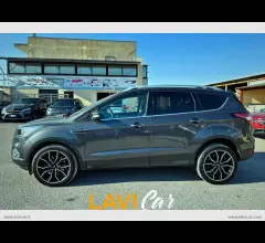 Auto - Ford kuga 1.5 ecoboost 120 2wd titanium bus.