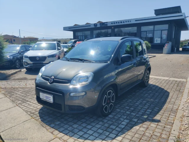 Fiat panda 1.0 firefly s&s hybrid city life