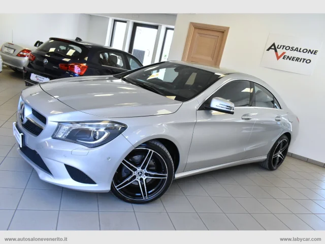 Mercedes-benz cla 200 d automatic premium dark night