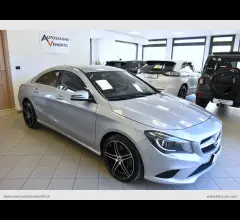 Auto - Mercedes-benz cla 200 d automatic premium dark night