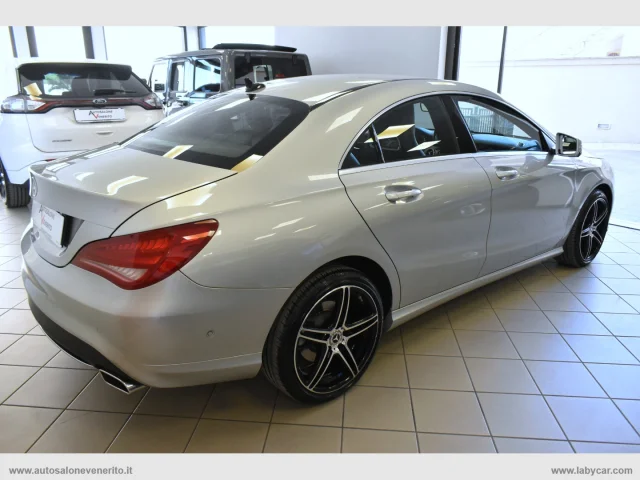 Auto - Mercedes-benz cla 200 d automatic premium dark night