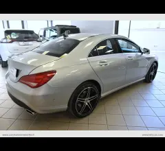 Auto - Mercedes-benz cla 200 d automatic premium dark night