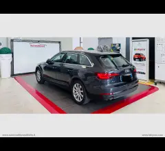 Auto - Audi a4 avant 2.0 tdi 122cv s tr. s edition
