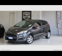 Auto - Ford fiesta 1.4 5p. bz.- gpl titanium