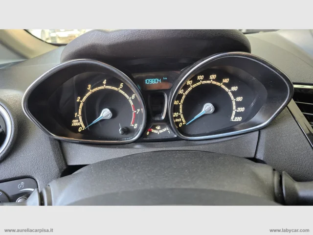 Auto - Ford fiesta 1.4 5p. bz.- gpl titanium
