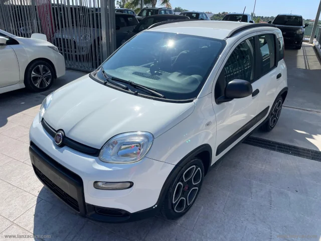 Auto - Fiat panda 1.0 firefly s&s hybrid city life