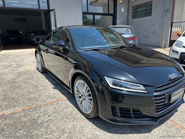 Auto - Audi tt coupÃ© 2.0 tfsi s line