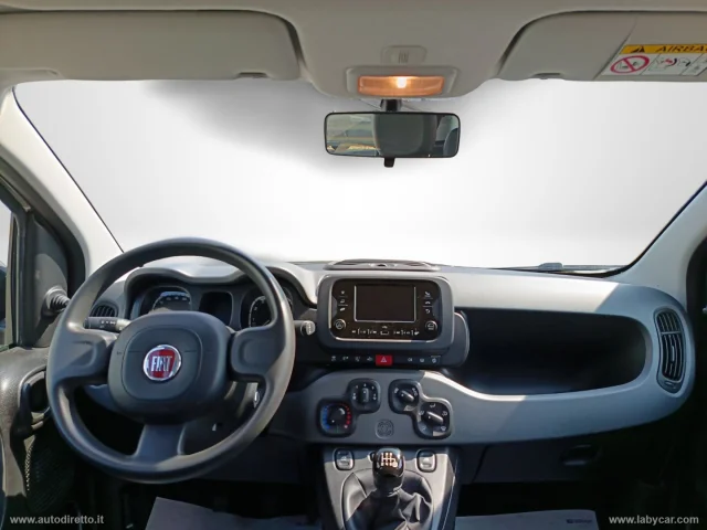 Auto - Fiat panda 1.0 firefly s&s hybrid red