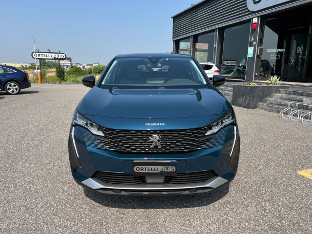 Auto - Peugeot 3008 puretech turbo 130 s&s eat8 allure