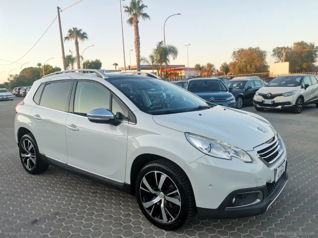 Auto - Peugeot 2008 1.6 e-hdi 92 cv s&s allure